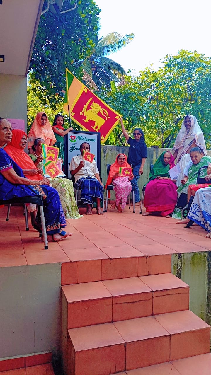 Royal Sensation Residents